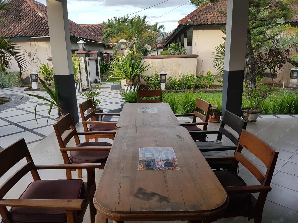 Trophy Hotel Sumbawa Besar Экстерьер фото